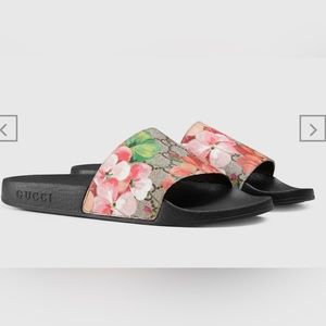 Gucci GG BLOOMS SUPREME FLORAL SLIDE SANDAL - size 39